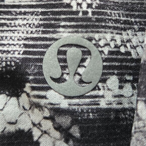 Lululemon Pace Rival Skirt (Tall) *No Panels 15" - 2 Masked Lace Starlight Black - Picture 6 of 8